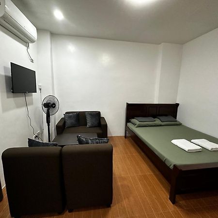 Ferienwohnung Rjc Building Olongapo Exterior foto